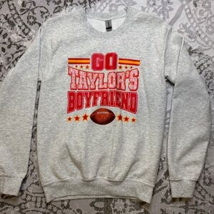 Go Taylor’s Boyfriend